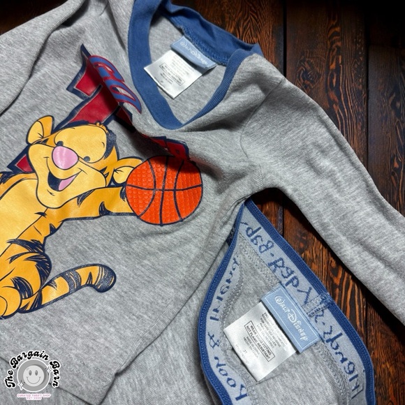 Vintage 90s/00s Walt Disney Tigger Basketball Pajama Set Pooh & Friends (2T) - Picture 4 of 6